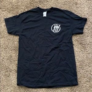 Black and white T-shirt